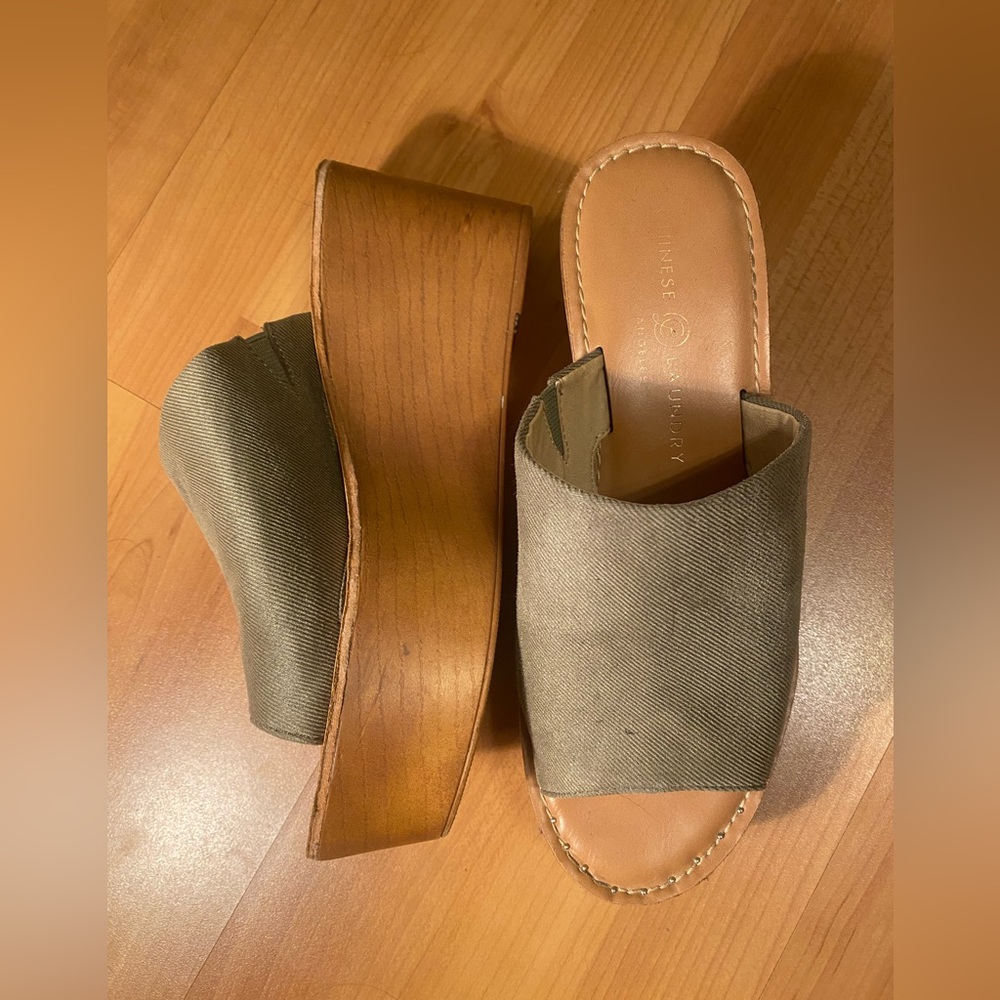 Chinese Laundry Flatform